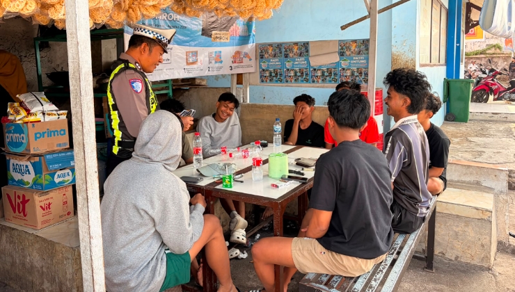 Satlantas Polresta Sumenep Gencarkan Sosialisasi Program “Halo Kapolresta” di Pelabuhan Kalianget