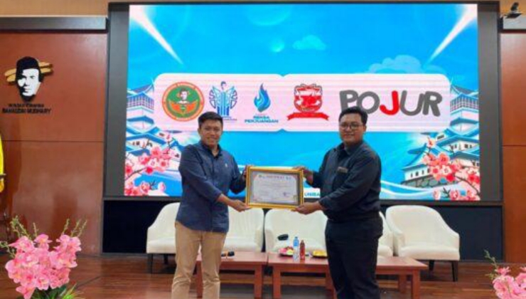 Di Tengah Disrupsi Teknologi, Mahasiswa UNIBA Madura Diminta Tak Kehilangan Arah
