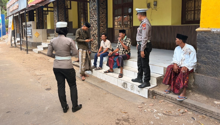 Polantas Menyapa di Lanang Mesem, Satlantas Polresta Sumenep Ajak Warga Tertib Berlalu Lintas