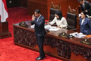 Purbaya Dicopot Prabowo Setelah Setahun Menjabat, Ini Deretan Kontroversinya